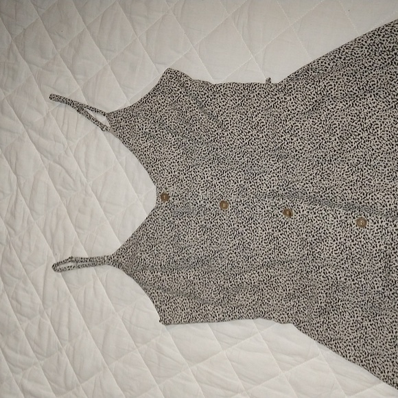 Sienna Sky midi dress - Picture 3 of 13